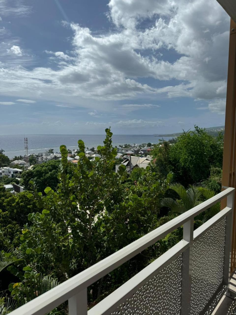 Appart Lumineux Vue Mer Leu Emra 생뢰 외부 사진